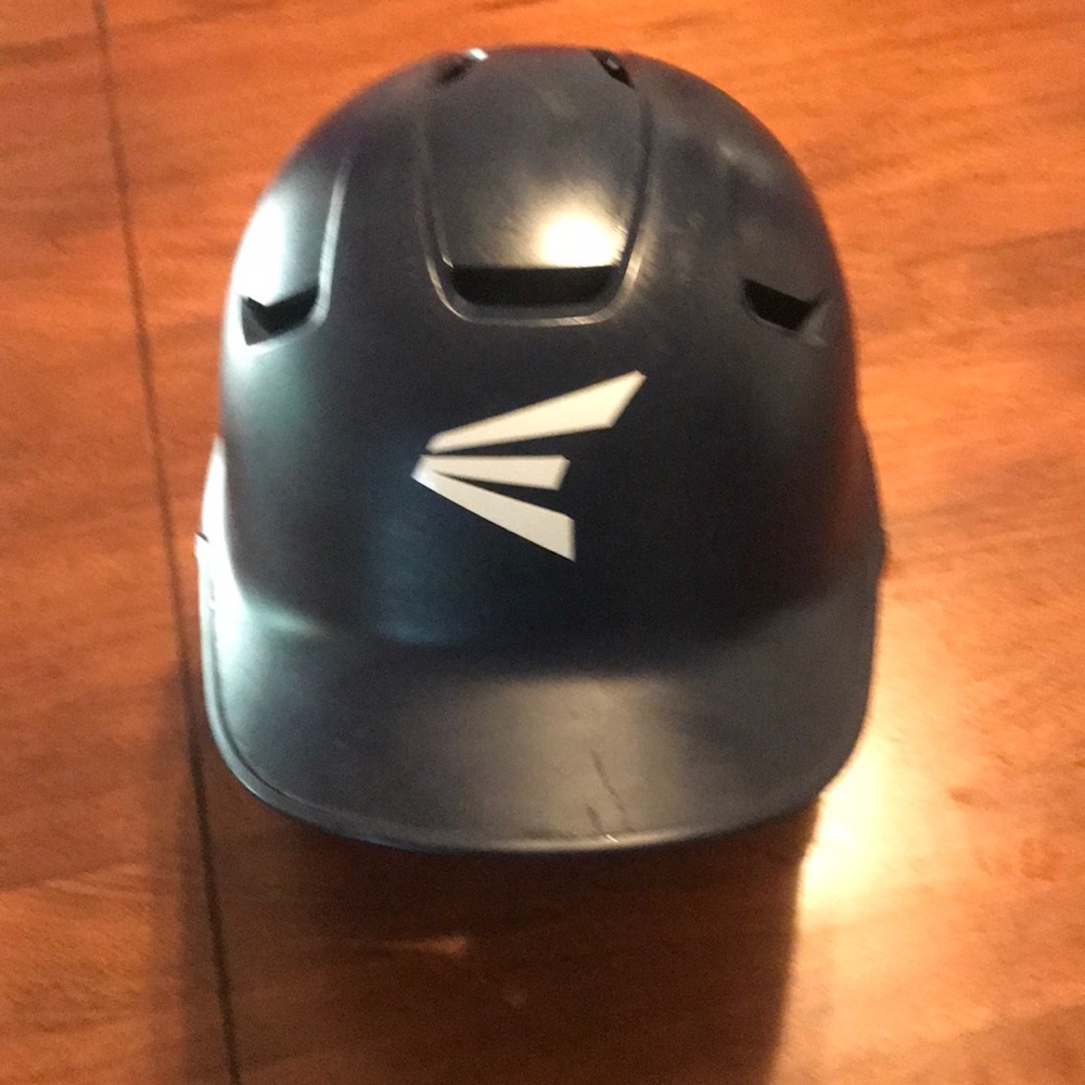 Selling Cause I don’t play this sport now.     Navy Blue